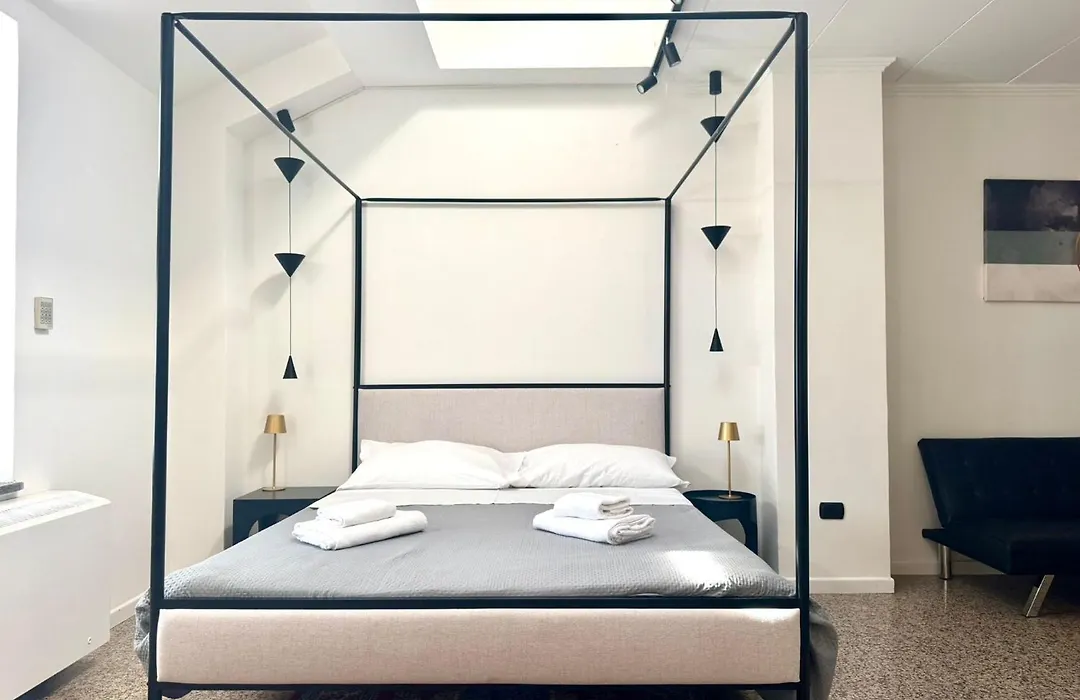 Flat In Duomo-1